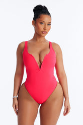 Running At The Beach V Wire 1 Piece Swimsuit - Red