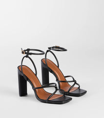 So Elegant Twist Strappy Block Heels